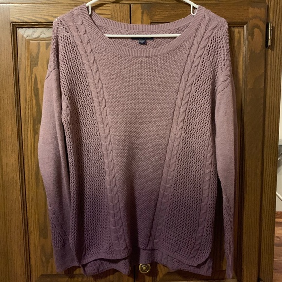 American Eagle Outfitters Tops - America. Eagle sweater. Size: XS